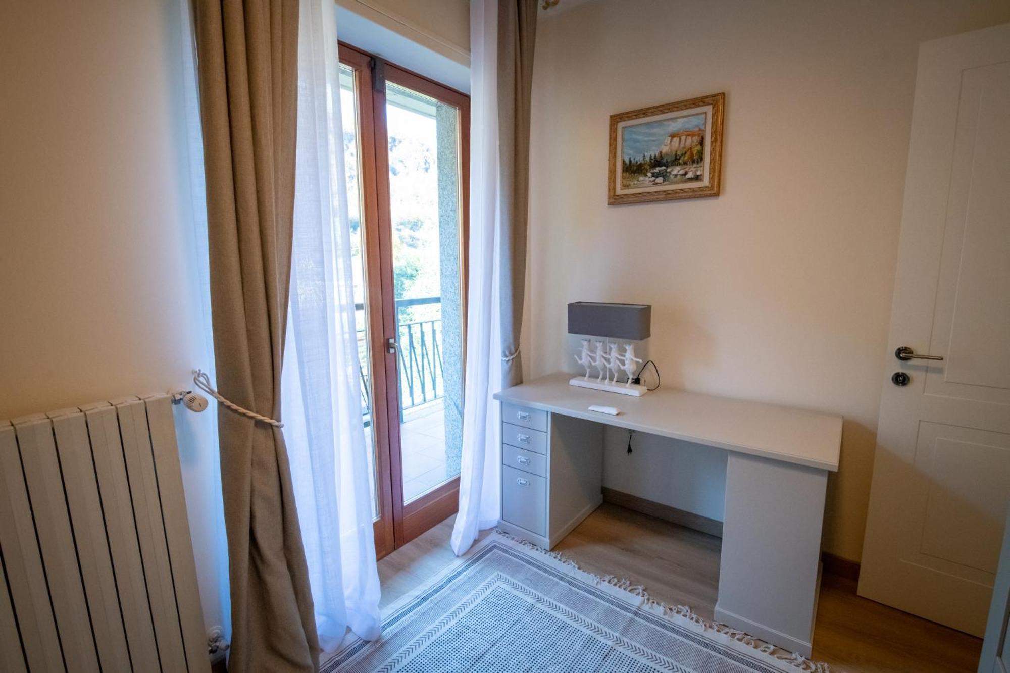 Residenza Lago Sereno Porto Ceresio Zewnętrze zdjęcie